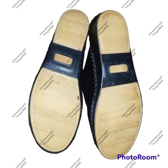 La Plume brand Patent Leather sandals - Picture 6 of 6